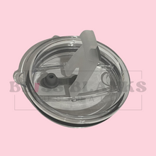 Load image into Gallery viewer, 32oz Snow Globe Acrylic Tumbler