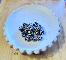 Load image into Gallery viewer, Silicon 15mm Printed Round Beads