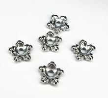 Load image into Gallery viewer, 12 - 13mm spacers Beads
