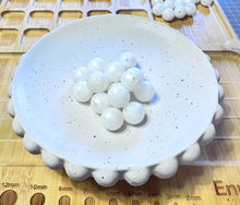 Load image into Gallery viewer, Silicon 15mm Round Beads
