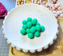 Load image into Gallery viewer, Silicon 15mm Round Beads
