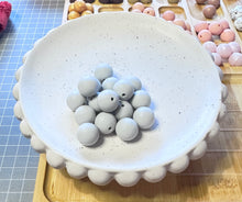 Load image into Gallery viewer, Silicon 15mm Round Beads
