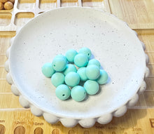 Load image into Gallery viewer, Silicon 15mm Round Beads
