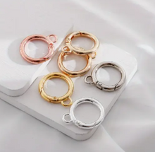 Load image into Gallery viewer, Circle flip clip clasp - Bag of 10 (Copy)
