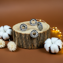 Load image into Gallery viewer, 8mm spacers Beads
