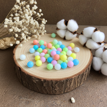 Load image into Gallery viewer, Silicon Glow in the Dark beads
